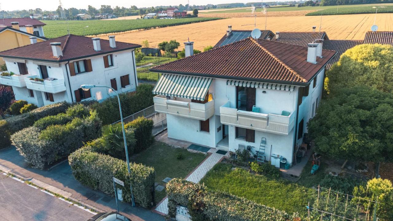 Te Vojo Ben -Furnished Flat- Apartment Santa Maria Di Sala Exterior photo