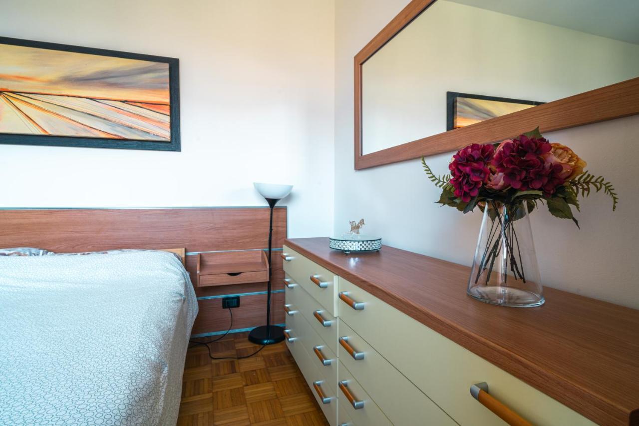Te Vojo Ben -Furnished Flat- Apartment Santa Maria Di Sala Exterior photo