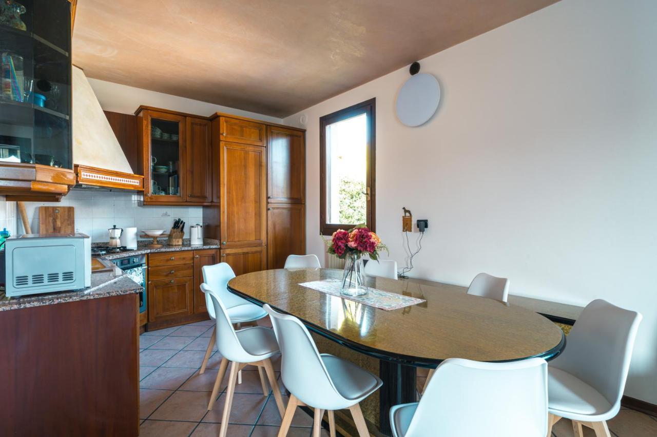 Te Vojo Ben -Furnished Flat- Apartment Santa Maria Di Sala Exterior photo